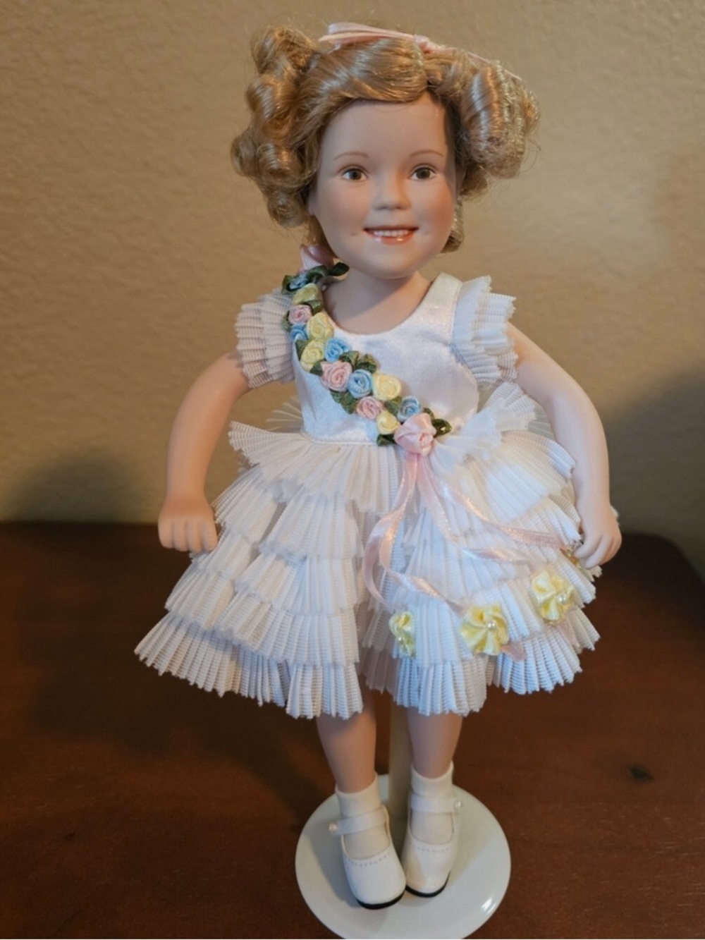 Shirley Temple Doll "Baby Take A Bow" Movie Classic Danbury Mint 10”